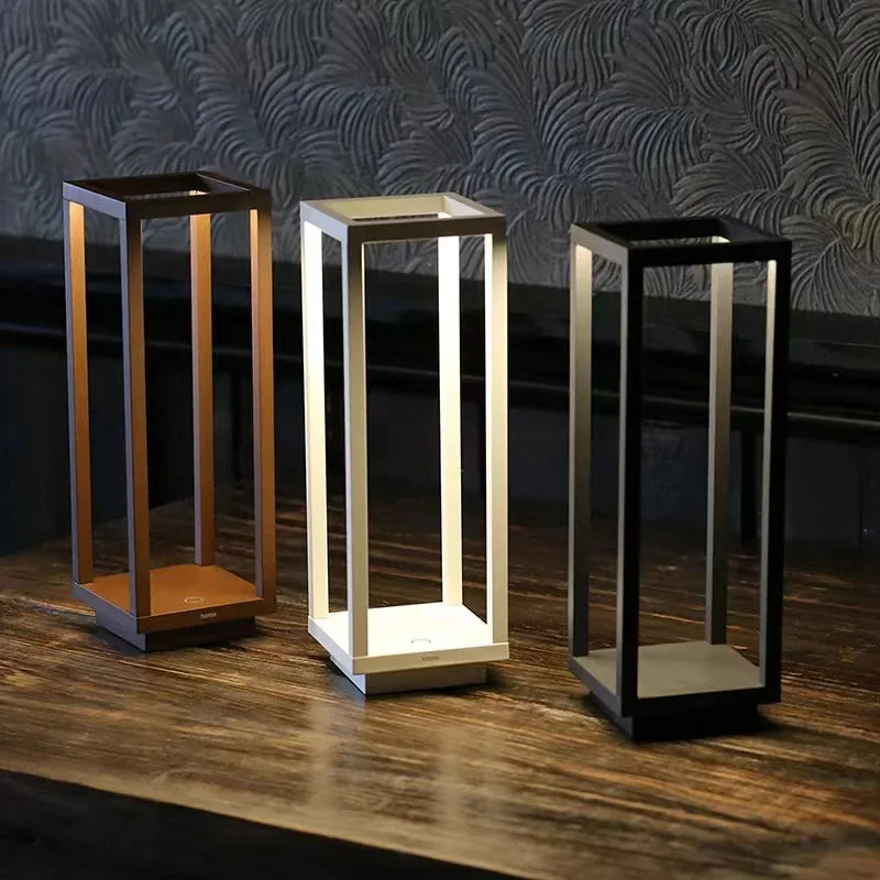 Luminária LED Sem Fio com Toque e Bateria Recarregável